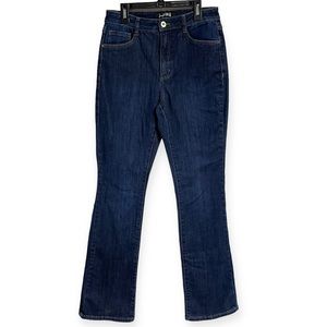 Joseph Ribkoff Women’s Bootcut Jeans Size 6. 31” Inseam.
